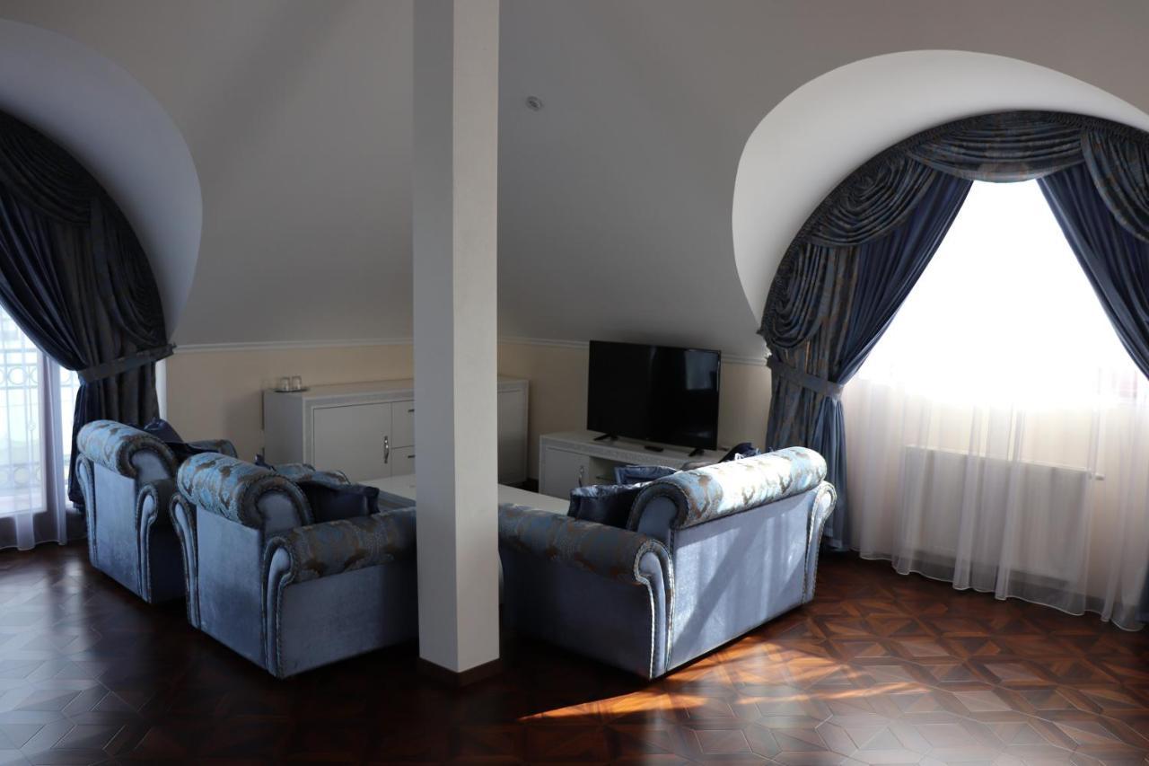 Hotel Viliam Frano Нітра Екстер'єр фото