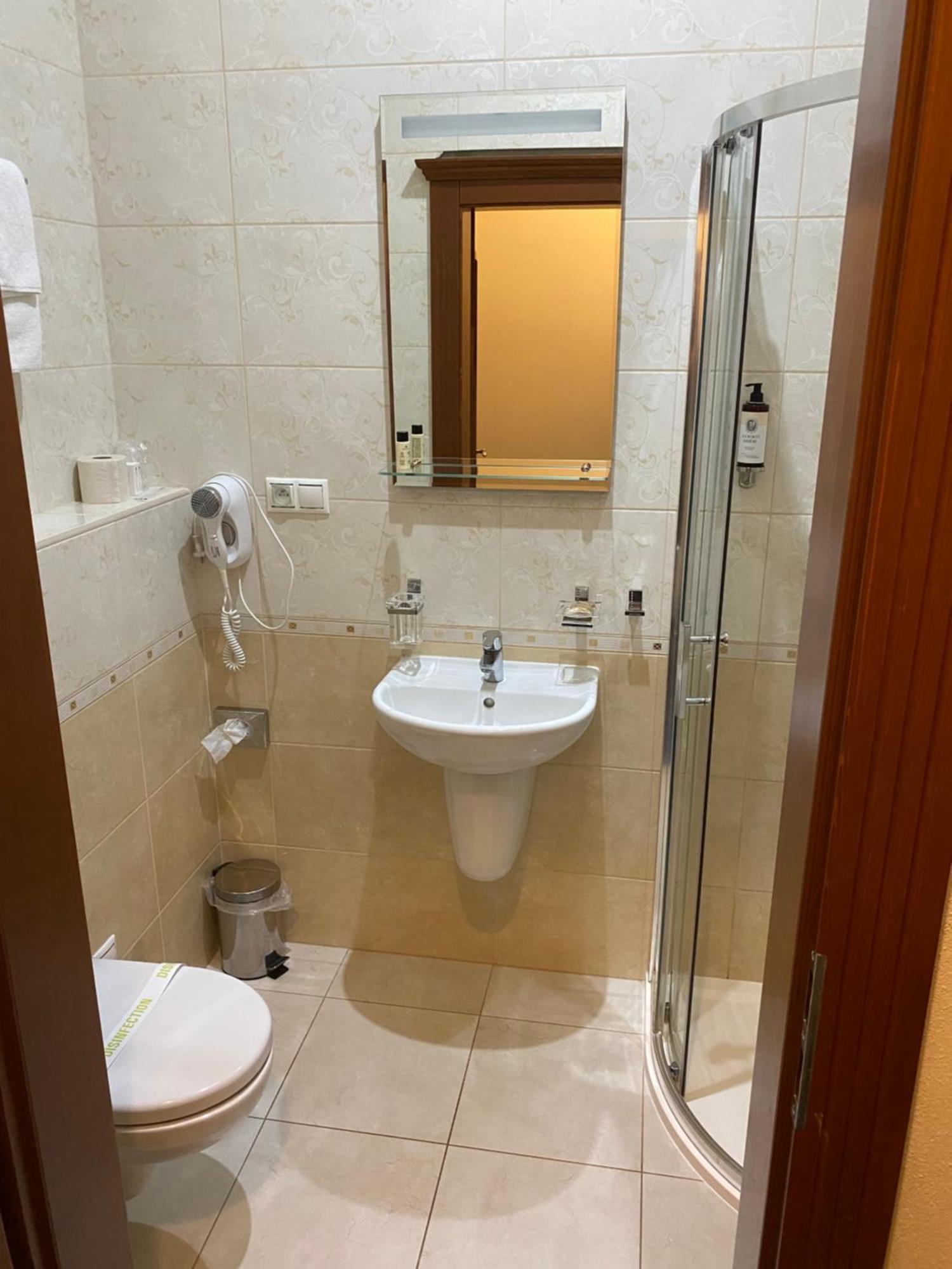 Hotel Viliam Frano Нітра Екстер'єр фото