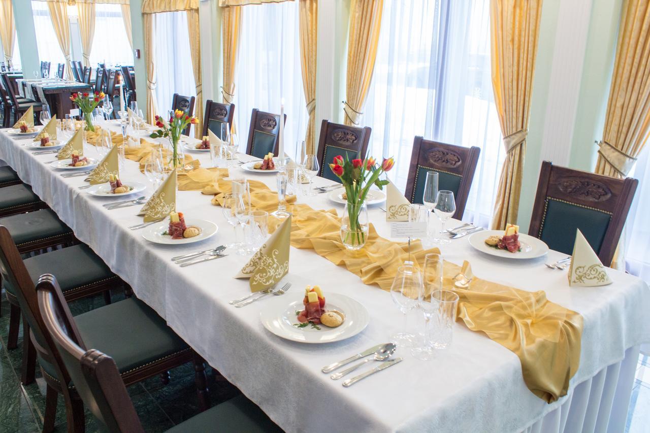 Hotel Viliam Frano Нітра Екстер'єр фото