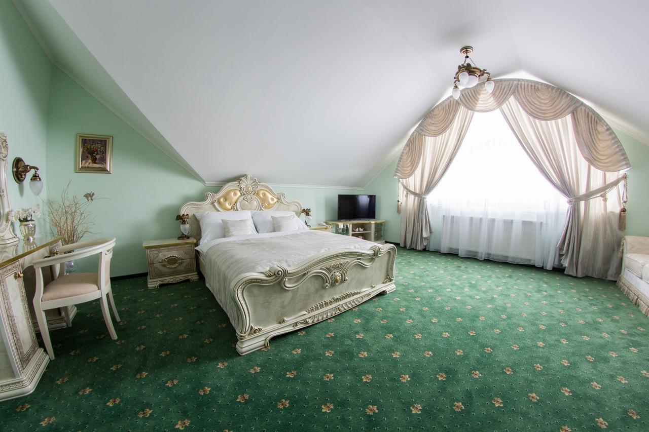 Hotel Viliam Frano Нітра Екстер'єр фото